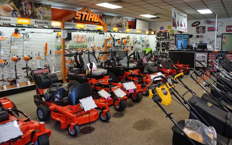Hellebuyck's Power Equipment Center — Lawn mower store