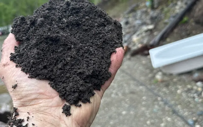Alaska dirt co — Topsoil supplier
