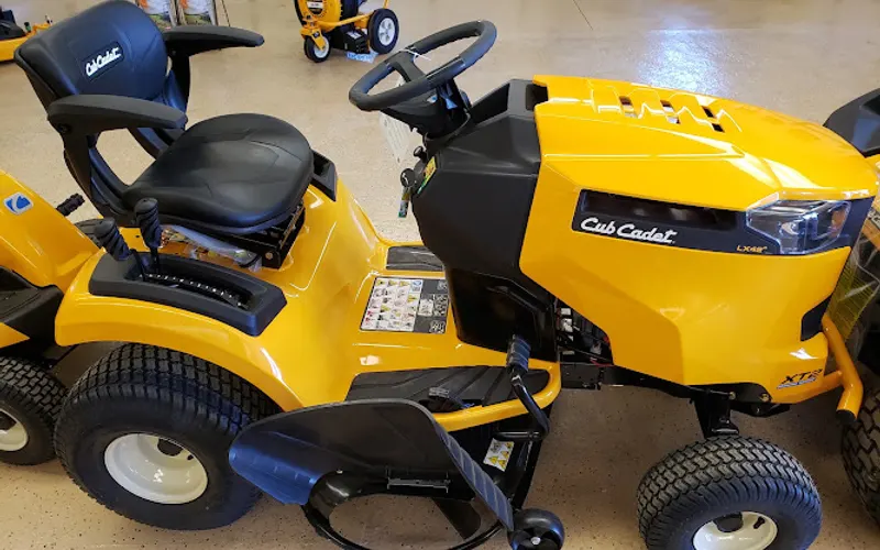 Gugino Lawn & Garden — Garden center