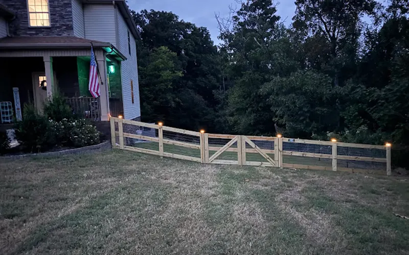 Straight Line Fence, LLC — Fence contractor