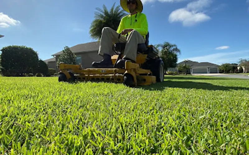 Oxford Lawn — Lawn care service