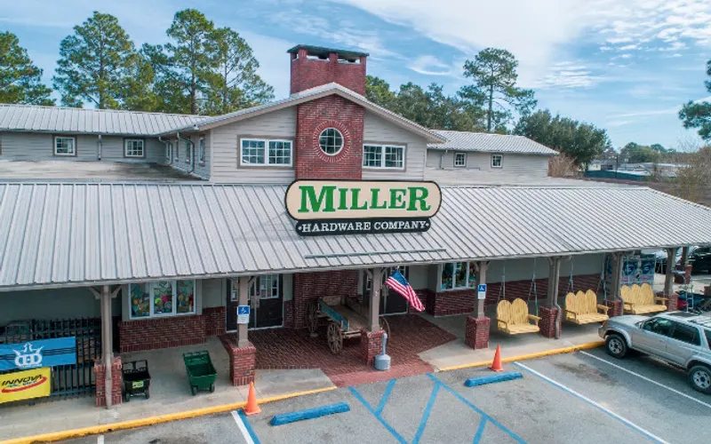 Seasons Garden Center of Miller Hardware — Hardware store