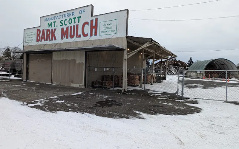MT. Scott Bark Mulch — Mulch supplier