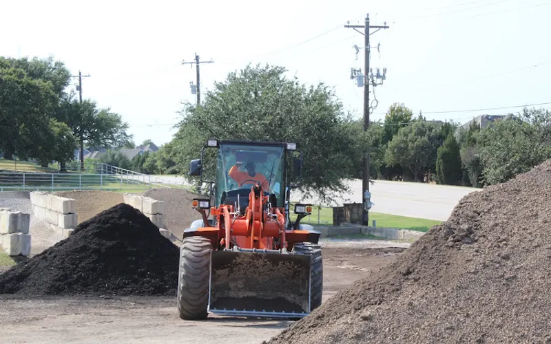 Living Earth - Double Oak — Topsoil supplier
