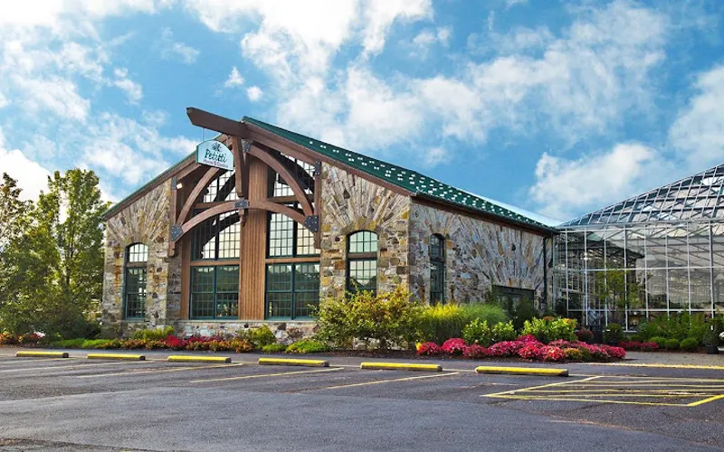Petitti Garden Centers — Garden center