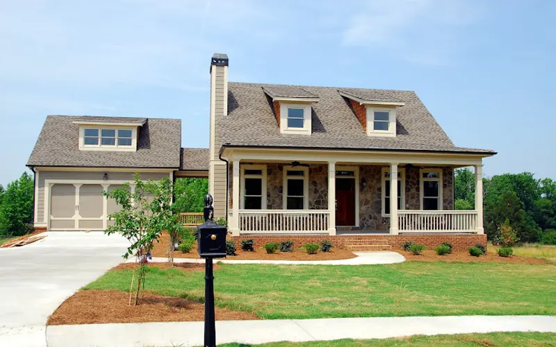 Supreme Mulch LLC — Mulch supplier