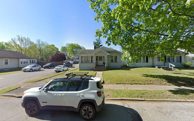 TONEY'S SPEEDY LAWNCARE — Lawn care service