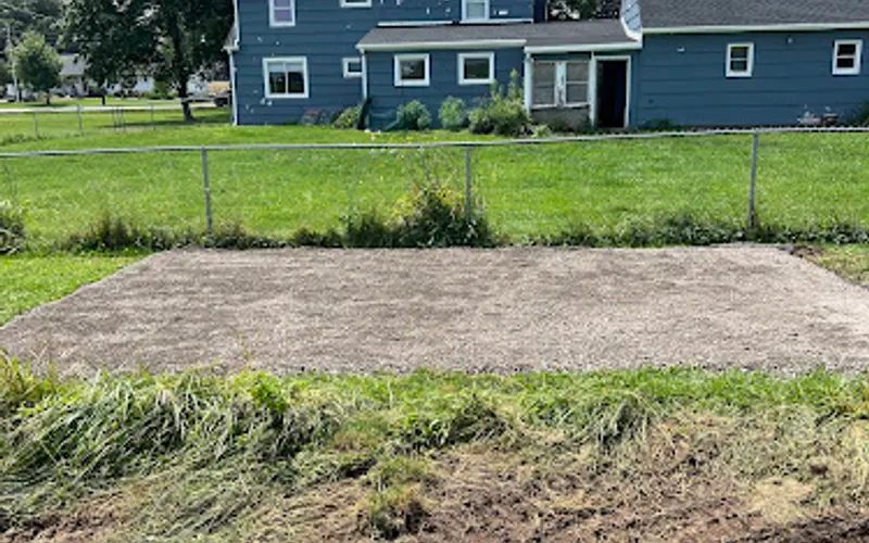 GREENTECH - Topsoil & Trucking — Topsoil supplier