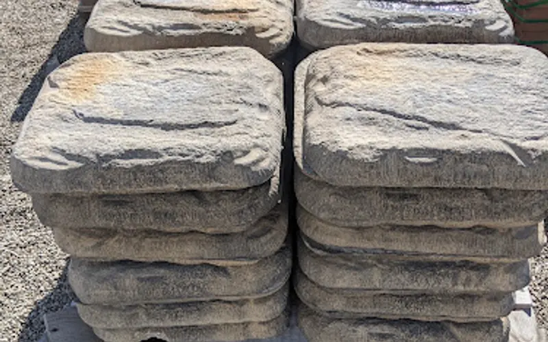 Clyde Mulch & Stone — Landscaping supply store