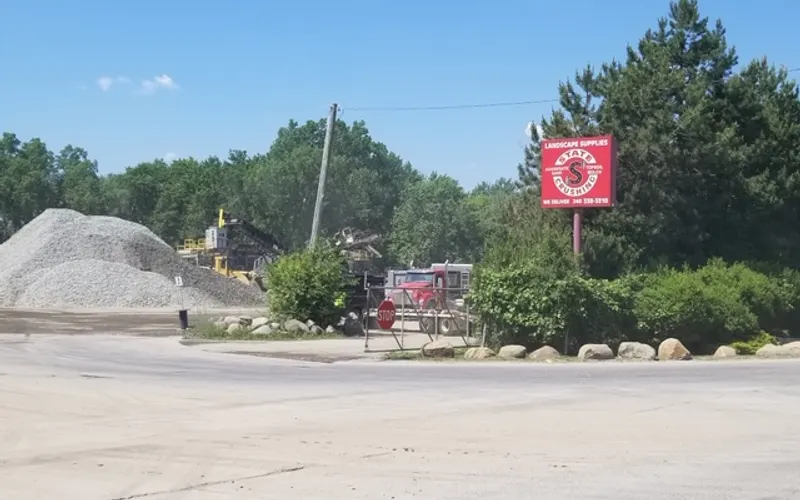 State Crushing — Landscaping supply store