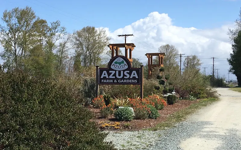 Azusa Garden Centre — Garden center