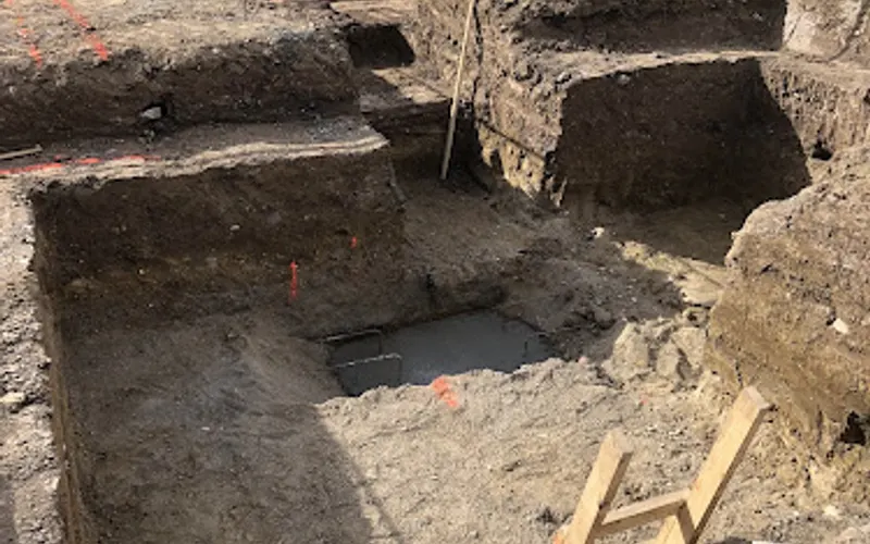 LLx Lones Landscaping & Excavating — Landscaper