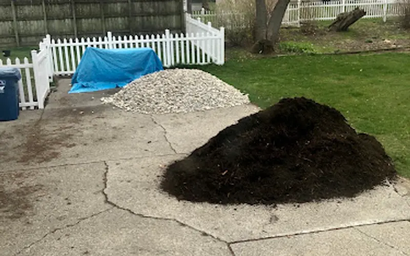 R&R Landscape Supply — Topsoil supplier