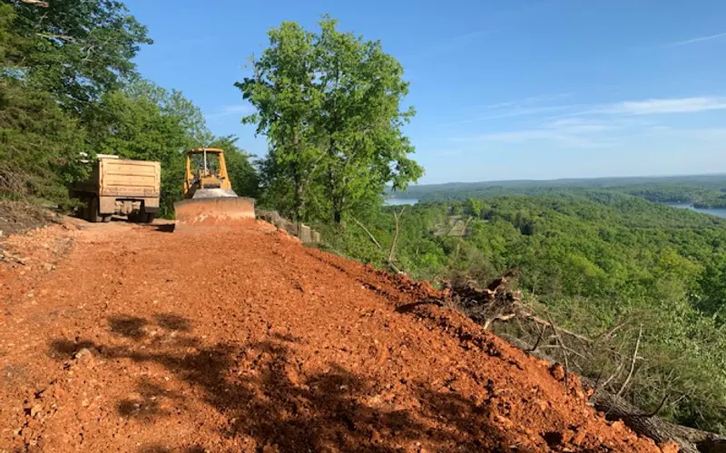 LG Dirtworks Inc — Excavating contractor