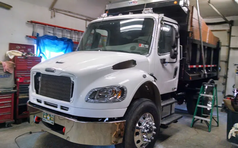Dave's Hauling — Landscaping supply store
