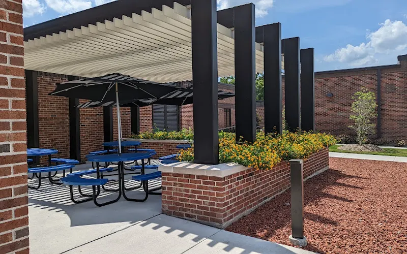 Casey Garden Center — Garden center