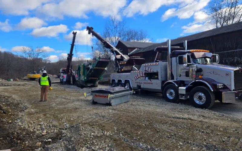 Ferreira's Towing — Trucking company