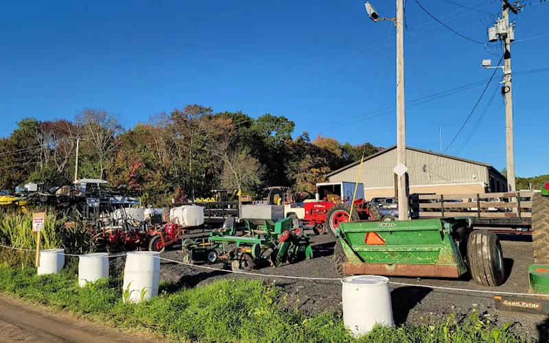 Confreda Greenhouses & Farms — Farmers' market