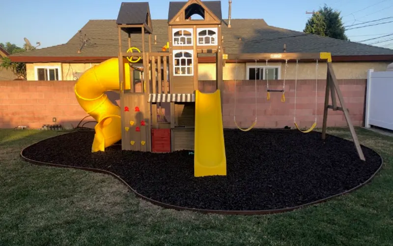 California Rubber Mulch — Mulch supplier