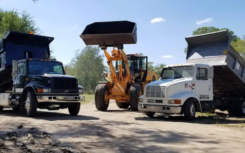 K & T Topsoil — Topsoil supplier