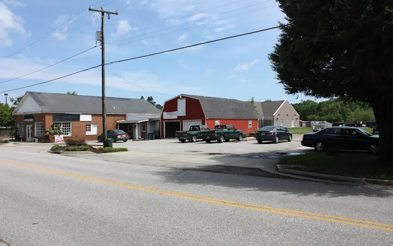 Yorktown Feed Seed 'N More — Animal feed store