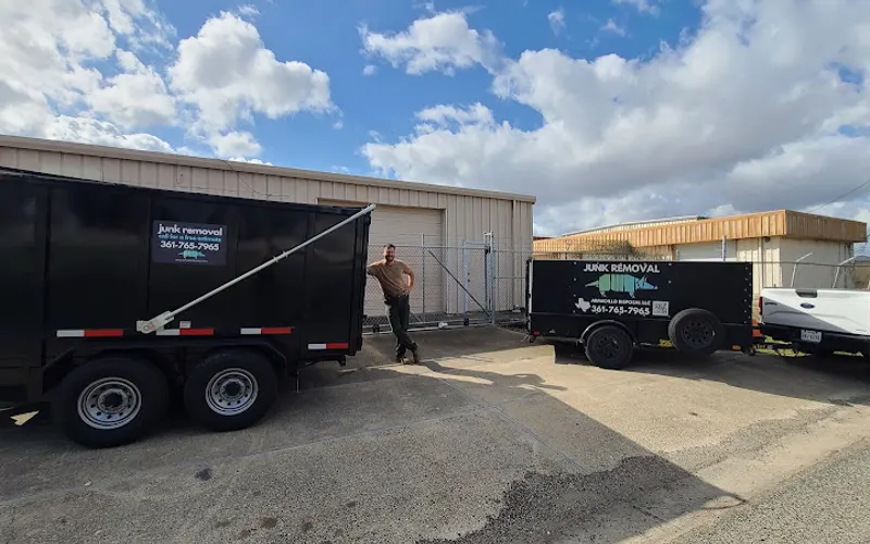 ARMADILLO DISPOSAL — Waste management service