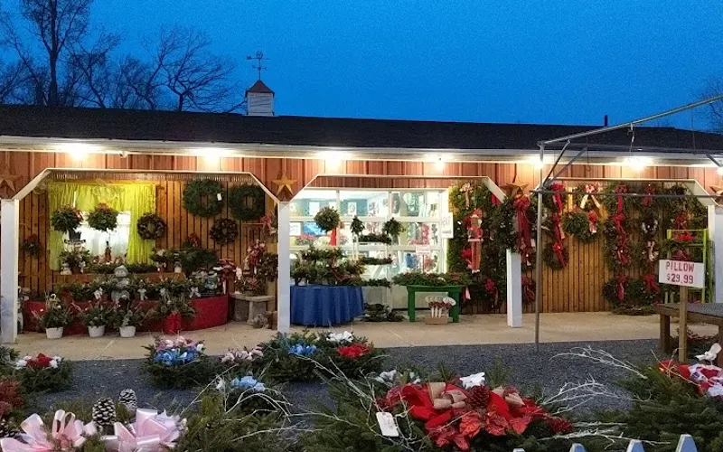 Coppola's Garden Center — Garden center