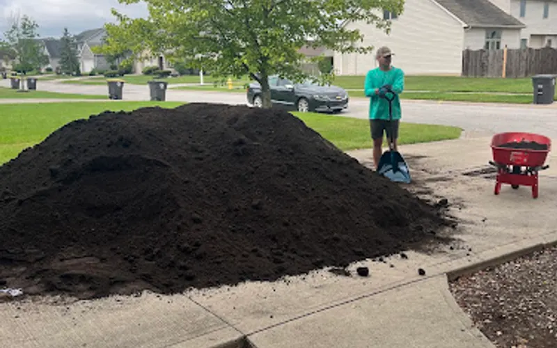 Felger's Peat Moss — Landscaping supply store