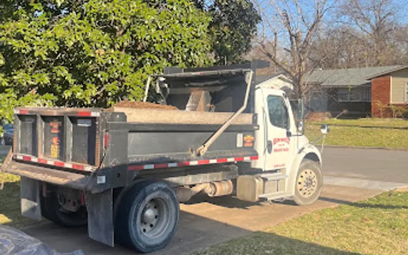 Kevin Davis Company — Topsoil supplier