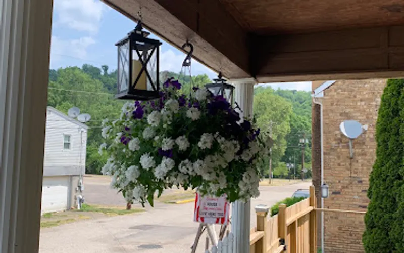 Lewis Country Gardens — Garden center