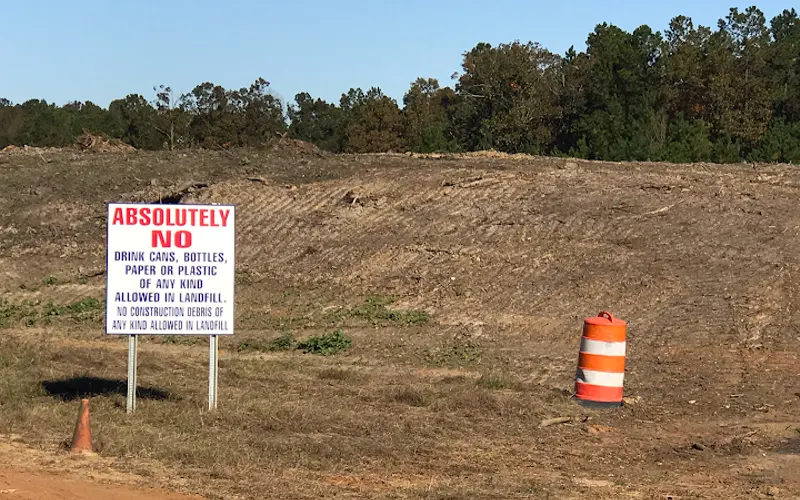 LCID landfill Hunts Construction Services ( accepts trees and natural vegetation) — Waste management service