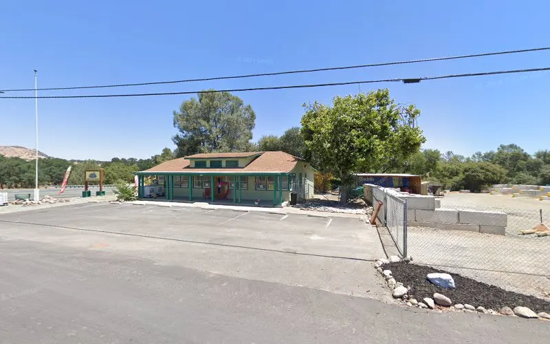 GG'z Rocks and Materials — Landscaping supply store
