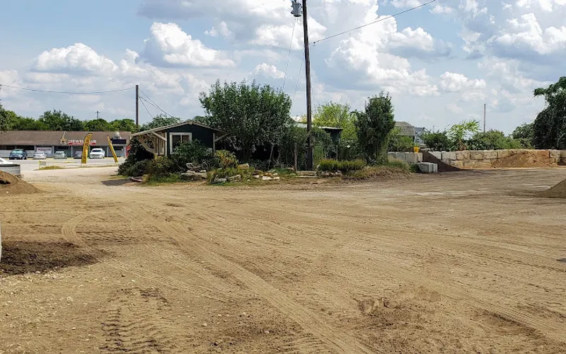 Geo Growers — Landscaping supply store