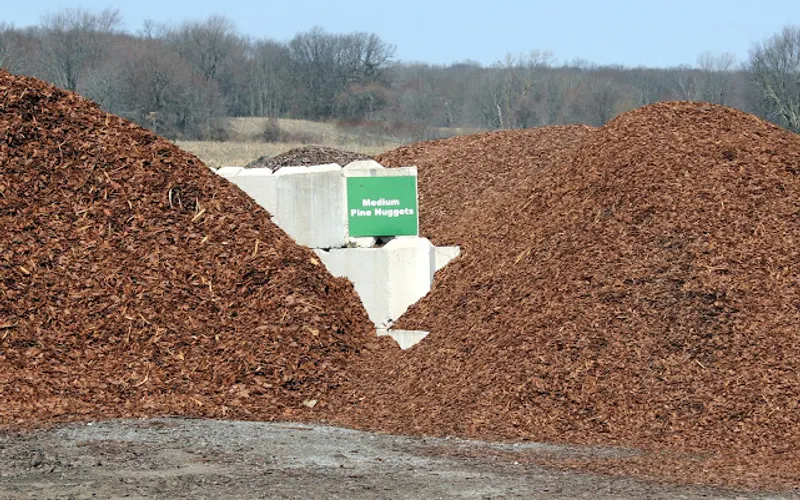 Buesching's Peat Moss & Mulch, Inc. — Landscaping supply store
