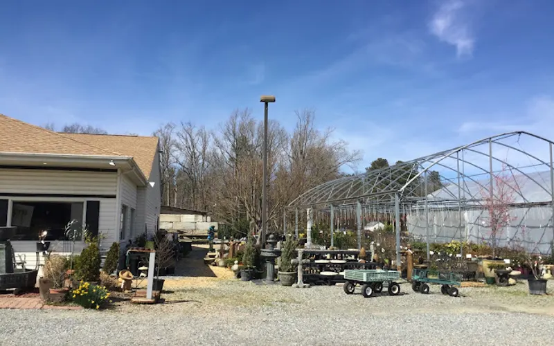 Ed's Landscaping & Garden Center — Landscaping supply store